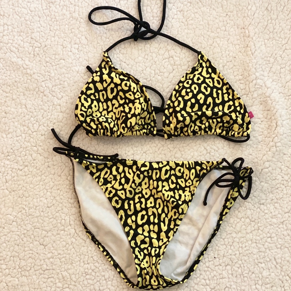 2 Piece Yellow and Black Leopard Swim Suit Set L